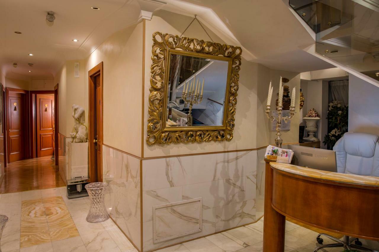 Luxury H 2000 Bed & Breakfast Roma