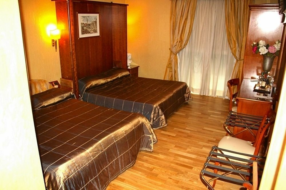 Luxury H 2000 Roma