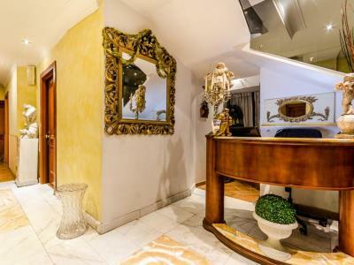 Luxury H 2000 Bed & Breakfast Roma